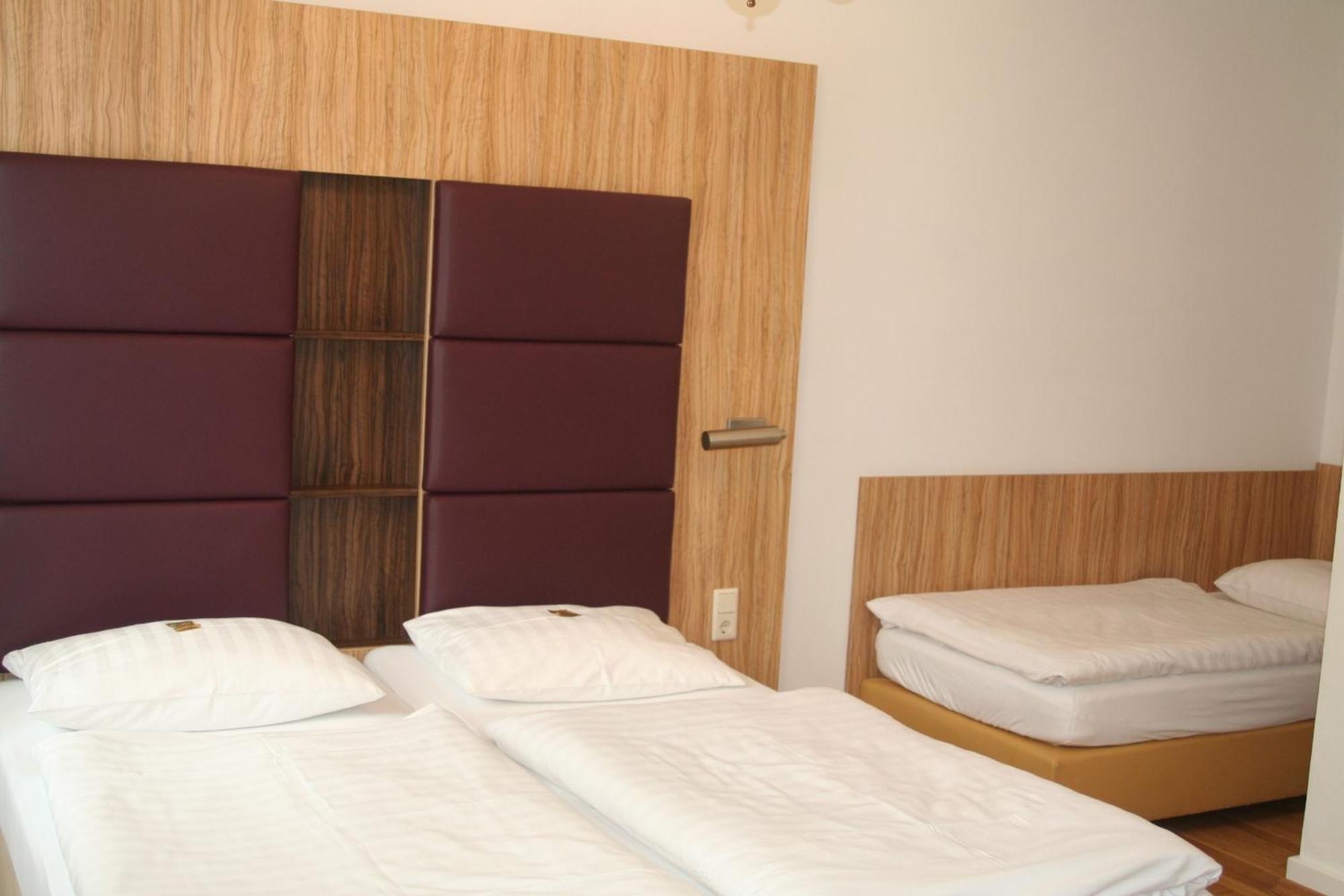 Hotel & Gasthaus Backmulde Heidelberg Ngoại thất bức ảnh