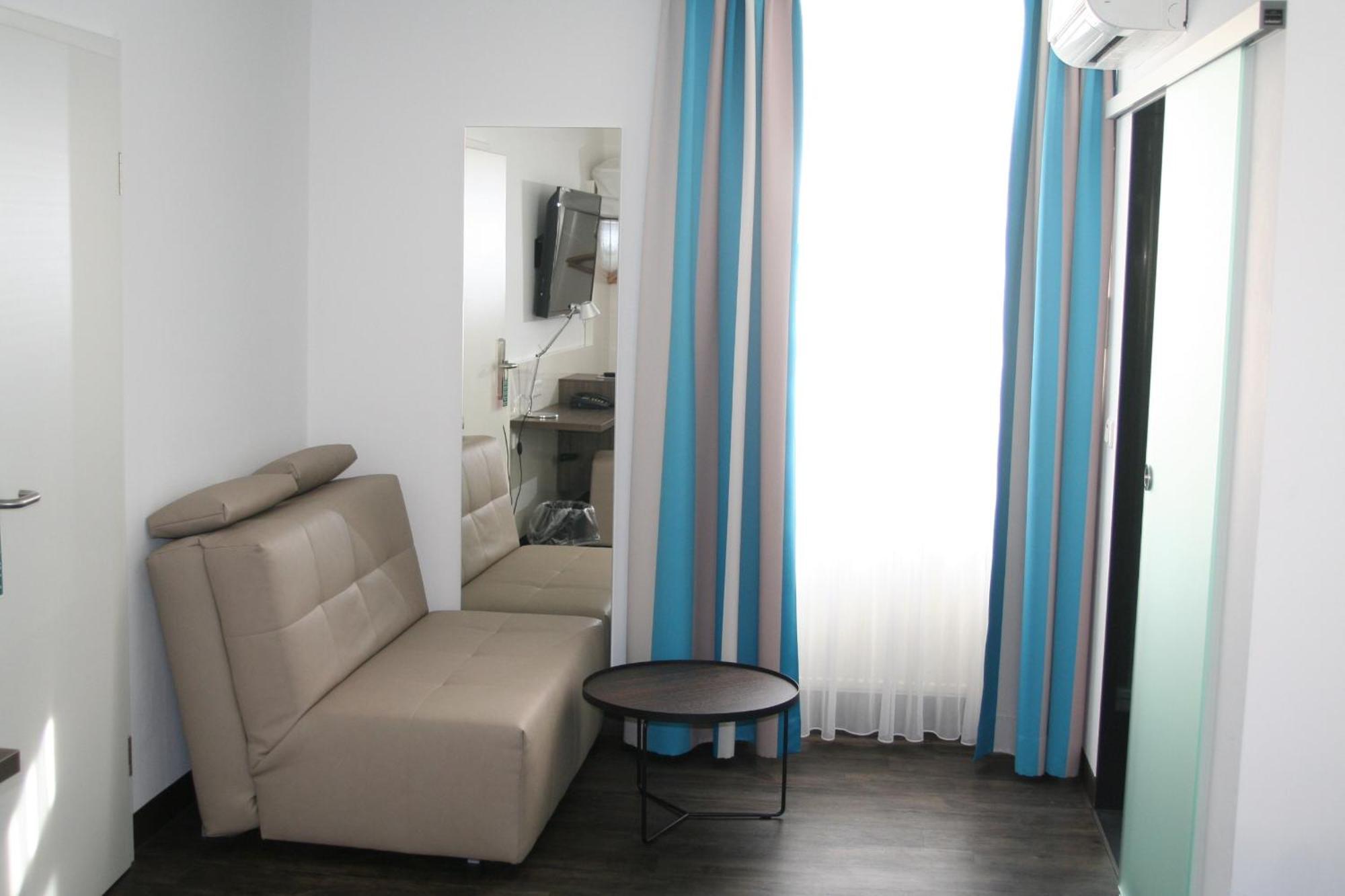 Hotel & Gasthaus Backmulde Heidelberg Ngoại thất bức ảnh