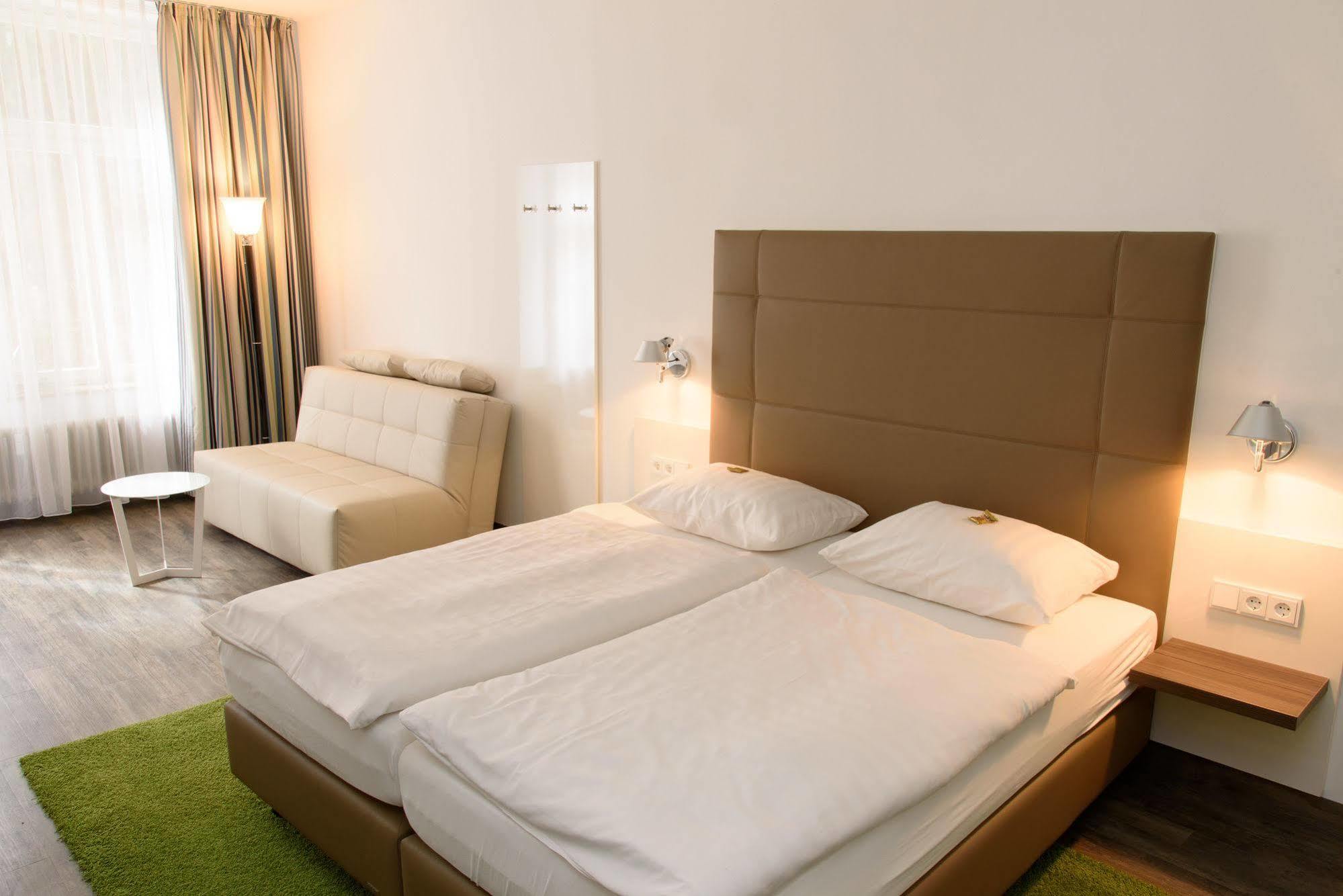 Hotel & Gasthaus Backmulde Heidelberg Ngoại thất bức ảnh